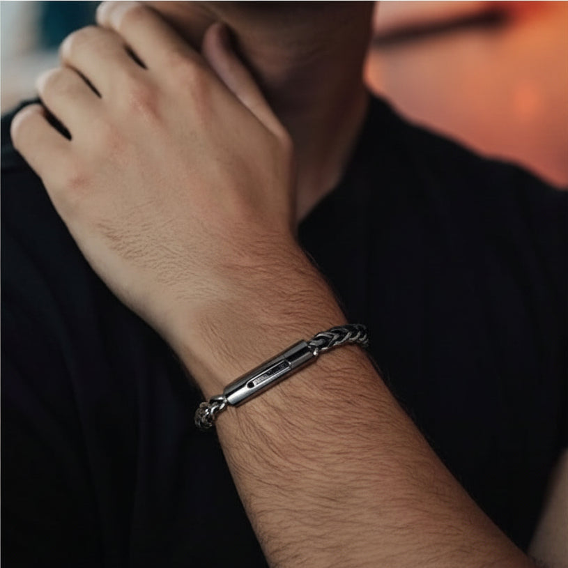 American Retro Round Grinding Chain Link Raptor Bracelet