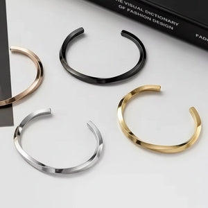 The-Legacy Twisted Bracelet
