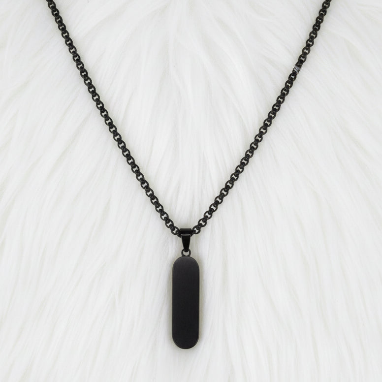 Stylish and classic pendant necklace