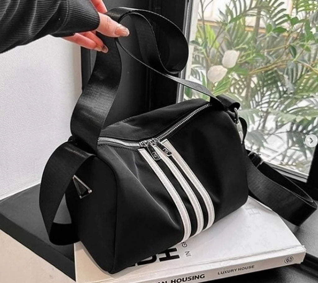 Craveforit Black Women Sling Bag Women's/Girl's Crossbody Sling Bag